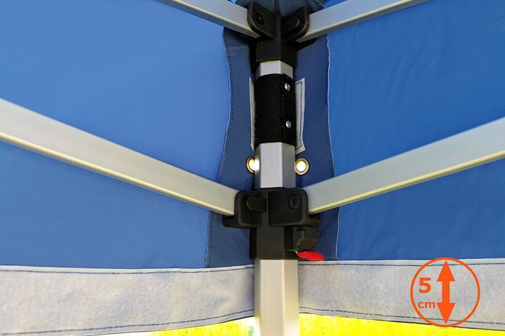 Detail vnútorného kĺbového spoja hliníkového stanu 3x6m